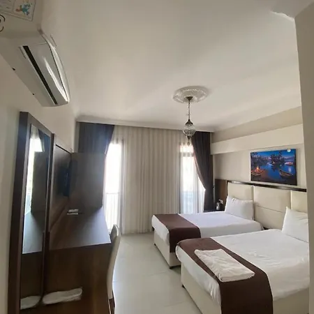 En Kaya Hotell 3*