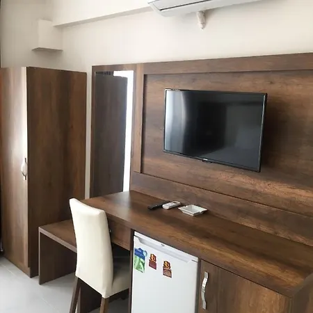 Hotell En Kaya 3*
